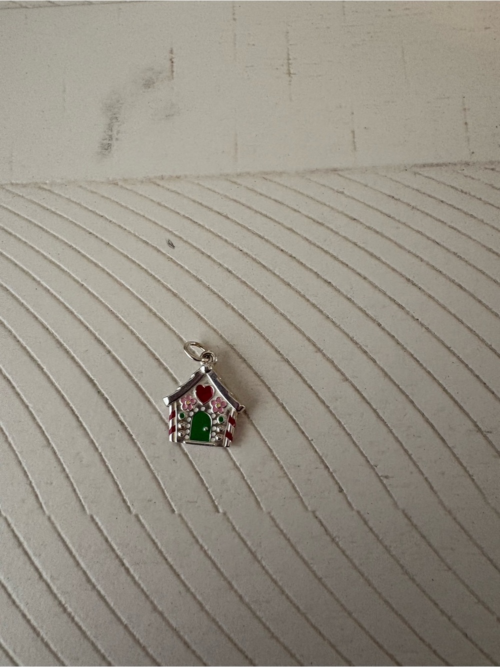 James Avery Sterling Silver Holiday Gingerbread House Christmas Charm - Picture 2 of 3